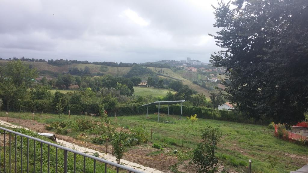 לינה וארוחת בוקר אנקונה Le Querce מראה חיצוני תמונה